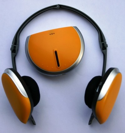 CUFFIA MH-2005 RADIO FM WIRELESS EARPHONE (#789A) *IN RIASSORTIMENTO